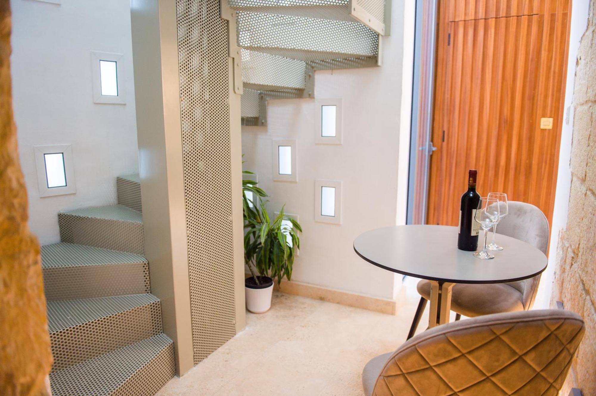 San Anton Suites Аттард Экстерьер фото