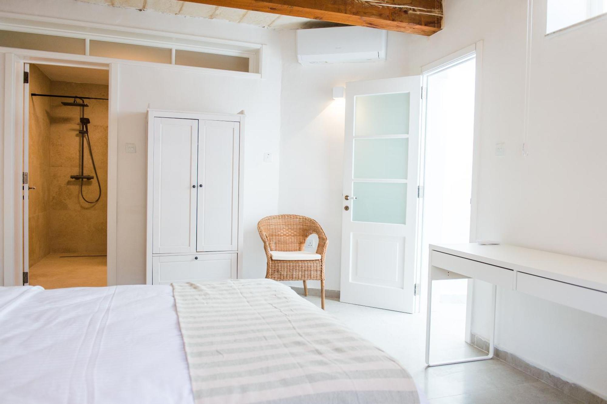 San Anton Suites Аттард Экстерьер фото