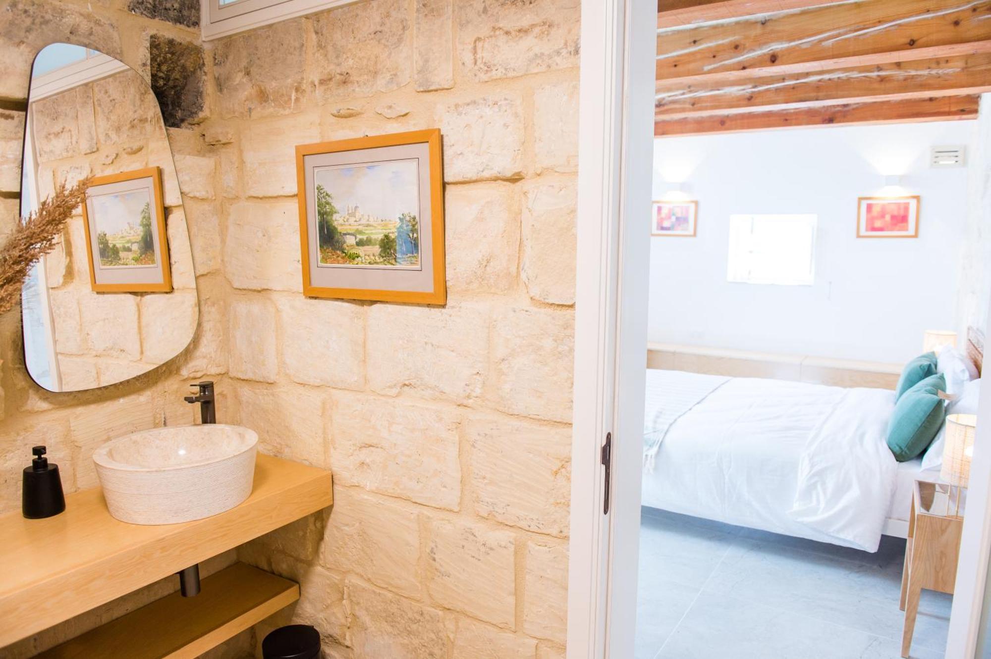 San Anton Suites Аттард Экстерьер фото