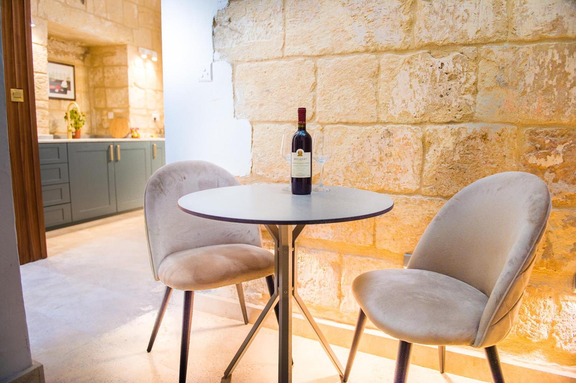 San Anton Suites Аттард Экстерьер фото