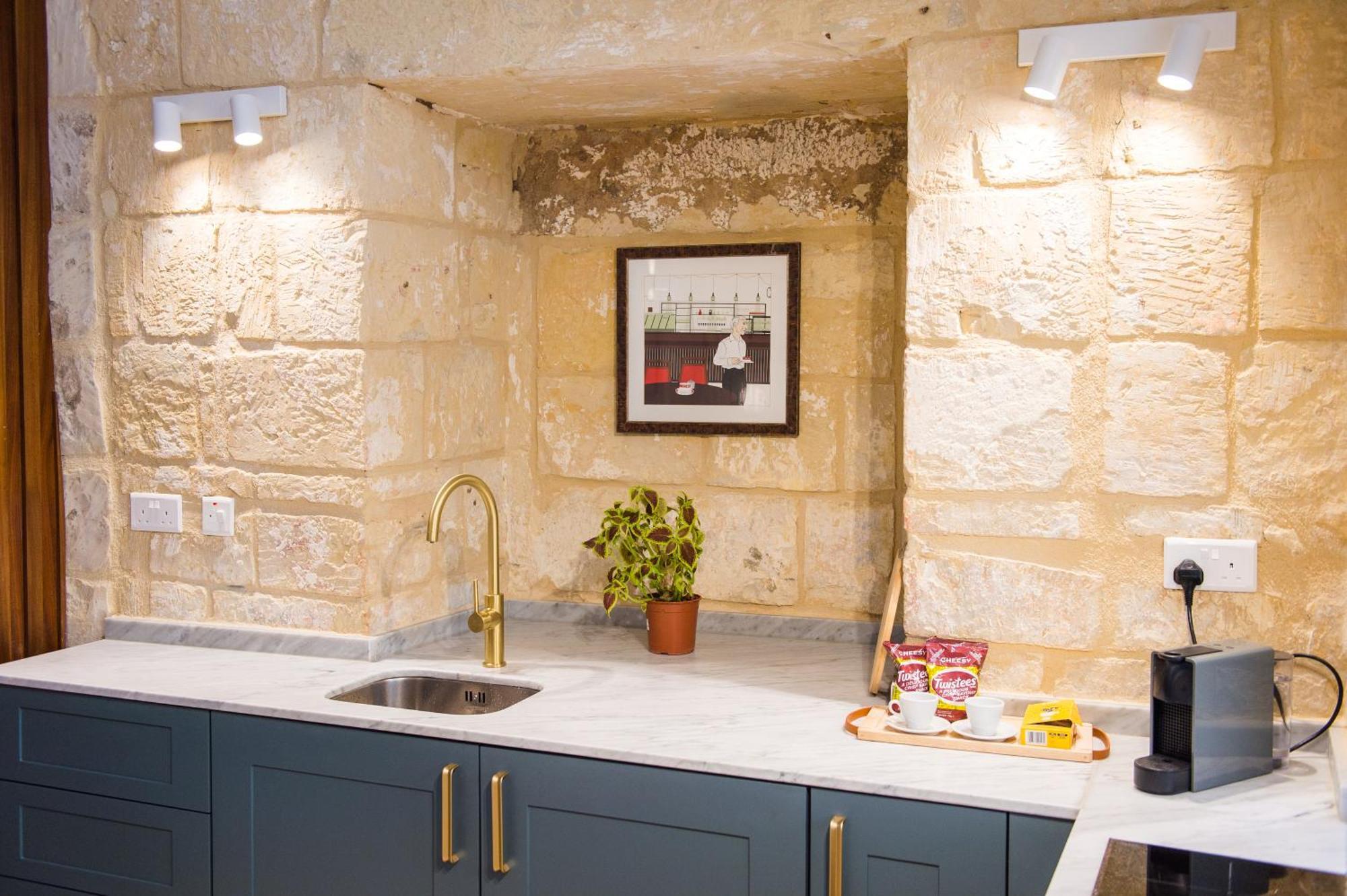San Anton Suites Аттард Экстерьер фото