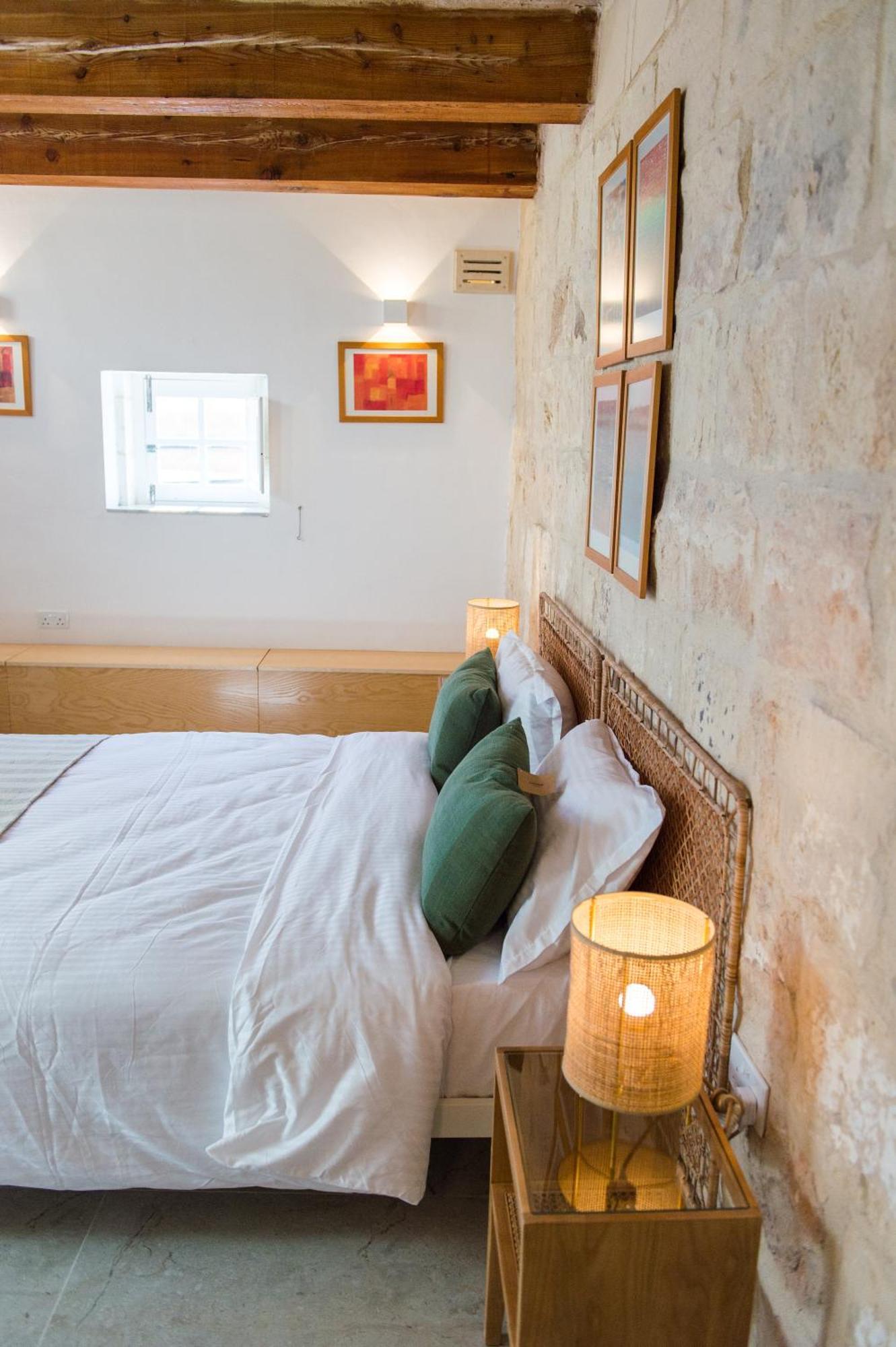 San Anton Suites Аттард Экстерьер фото